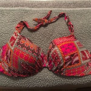 Victoria’s Secret Swimsuit Top 38DDD